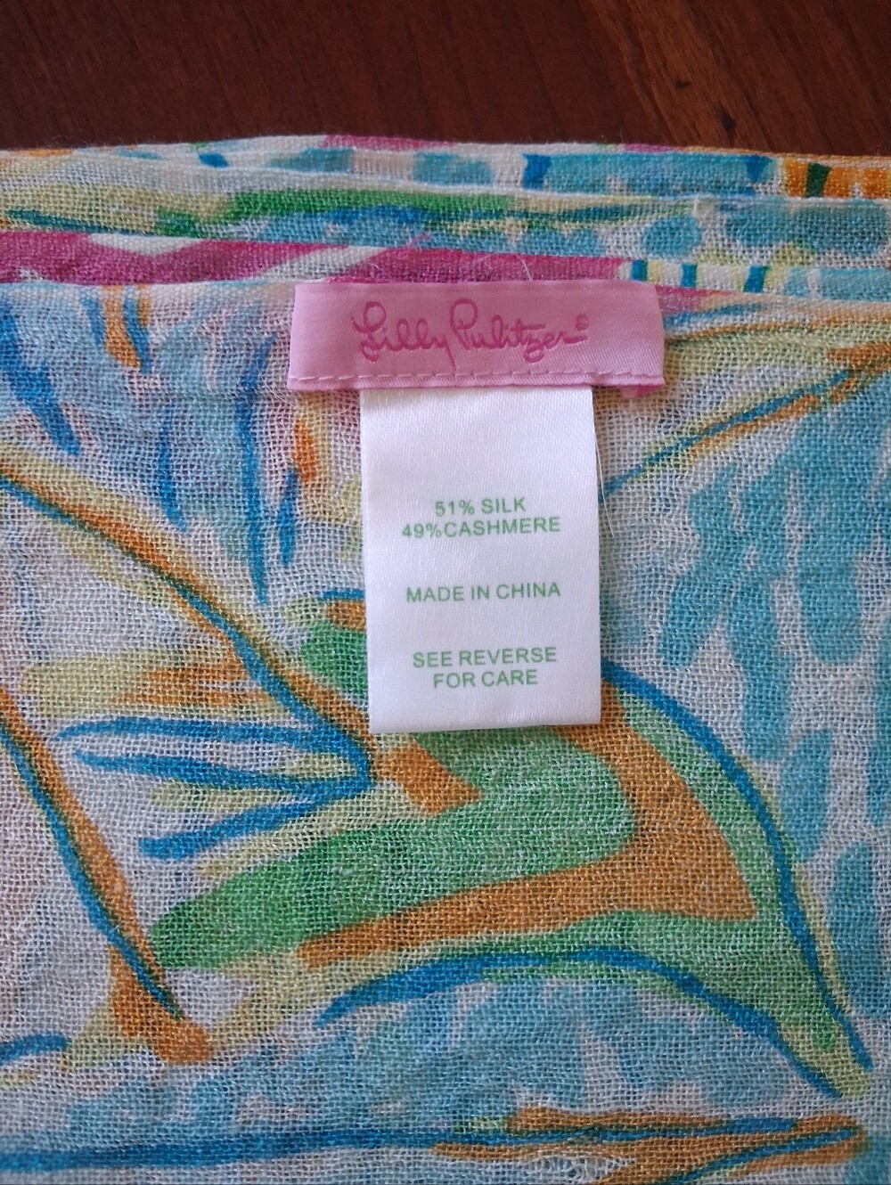 Lilly Pulitzer Murfee Scarf "You Gotta Regatta" Holy Grail Silk/cashmere EUC - Picture 2 of 5